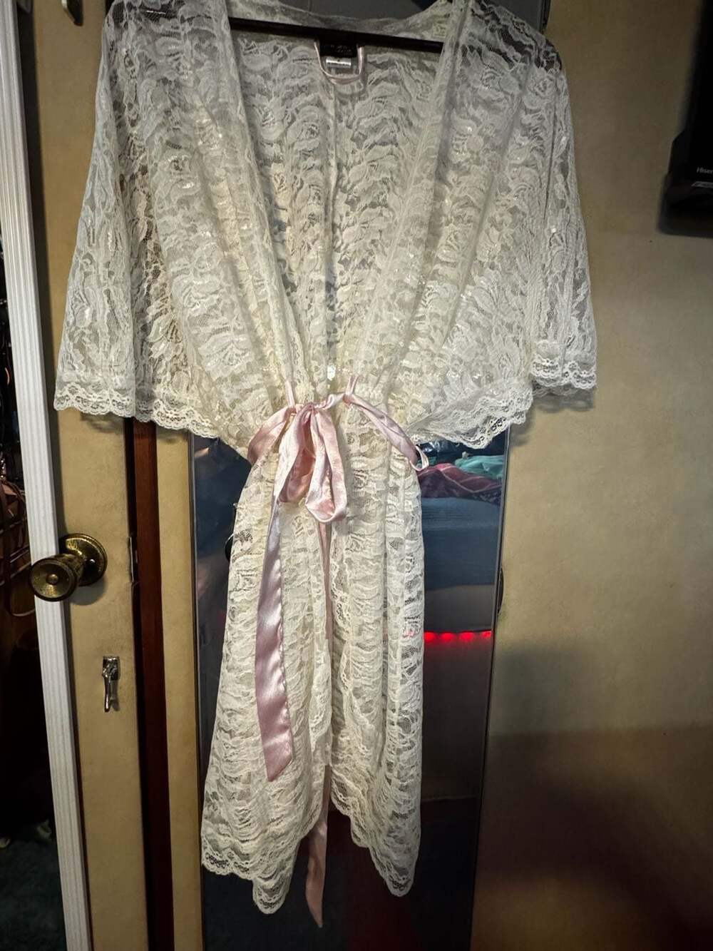 Seductiewear by Cinema Etoile Lace Robe Size 2X White Satin Tie